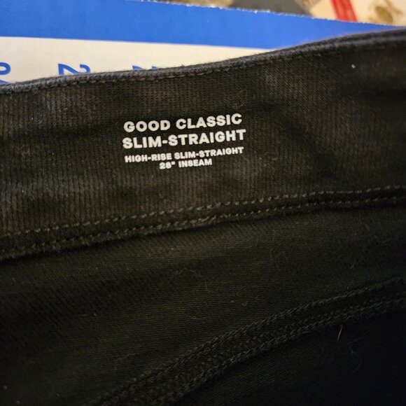 Good American Classic Chewed Hem Slim Straight Jeans NWT Black Size 14 - Picture 10 of 16